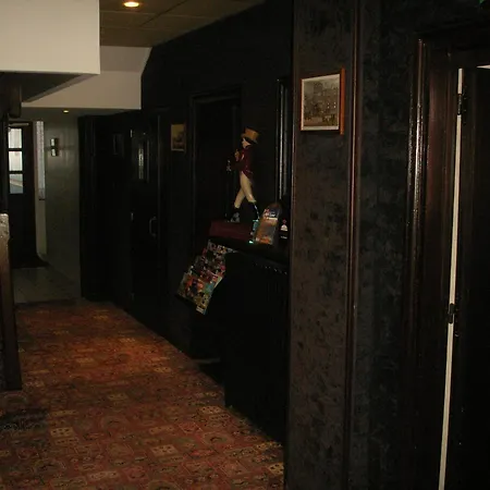 Metropol Otel Calais