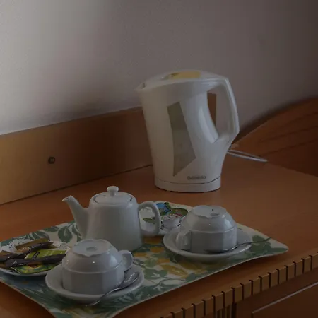 Metropol Otel Calais