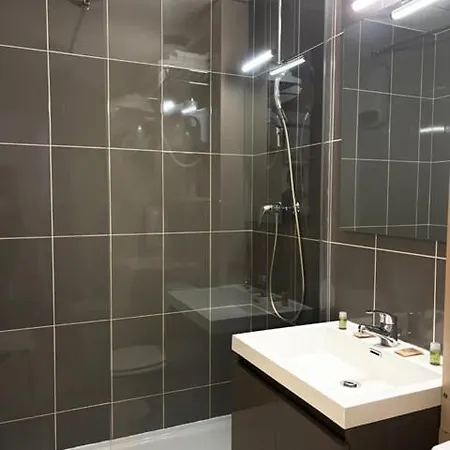 Metropol 3*