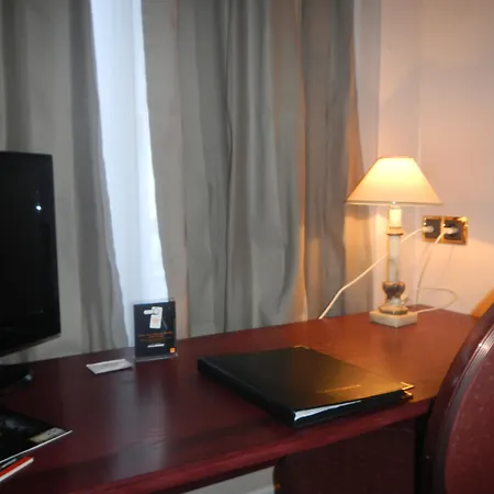 Metropol 3* Кале