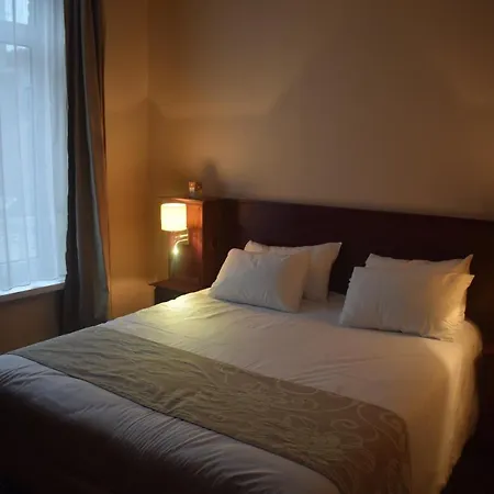 Metropol 3*
